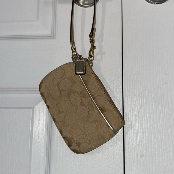 Y2K COACH- SIGNATURE  COIN PURSE - Picture 4 of 12
